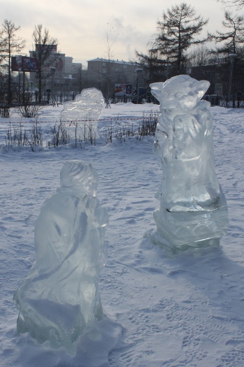 Вьюговей-2010, ледяные скульптуры: Мастер Йода и джедай